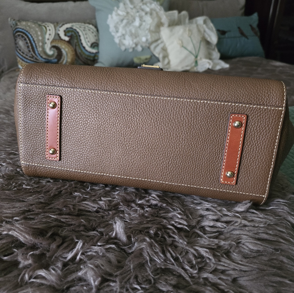 Dooney & Bourke Pebble Grain Zip Satchel Bark R1930BF NWT - Picture 7 of 7